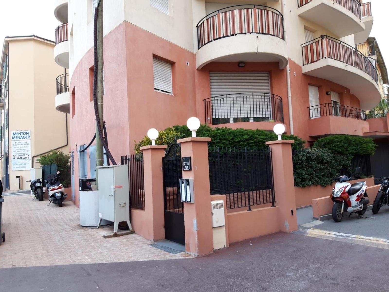 Monolocale Mentone Costa Azzurra Apartment ภายนอก รูปภาพ